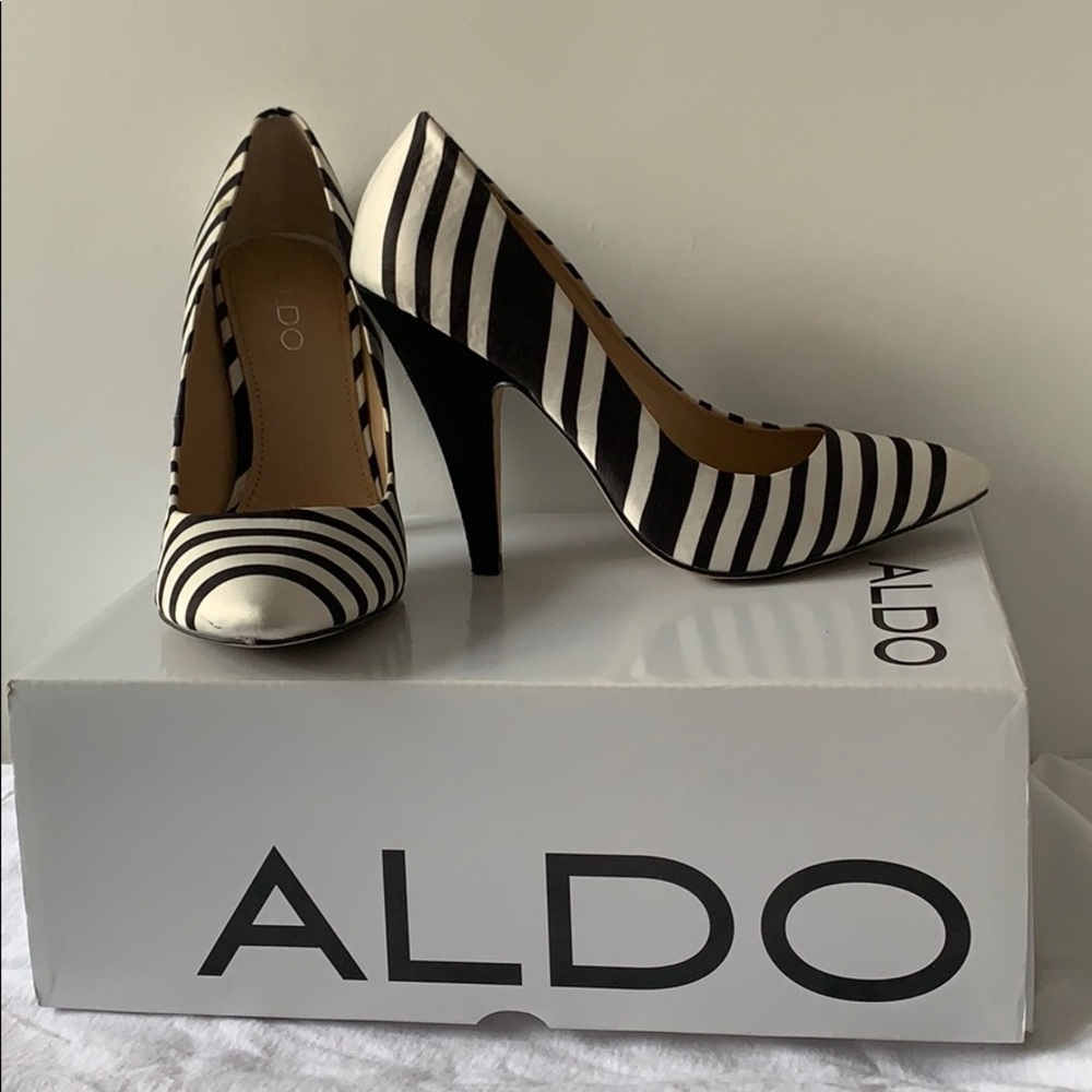 Aldo black and white satin pump with suede heel - Picture 2 of 3